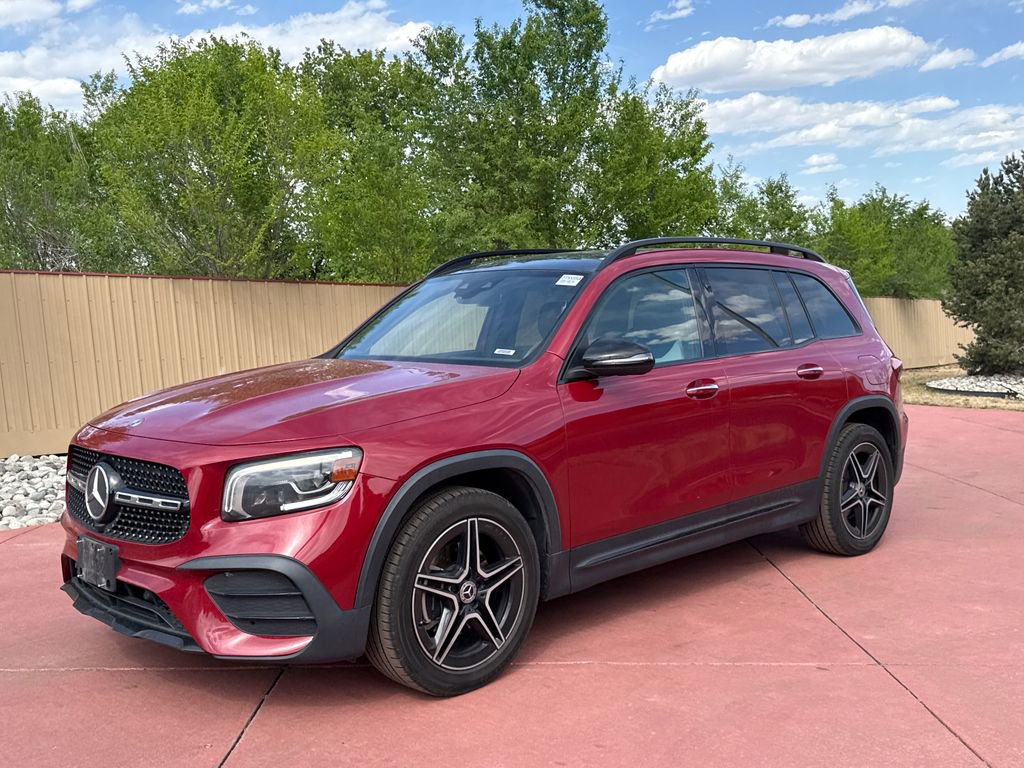 Used 2020 Mercedes-Benz GLB 250 4MATIC image 3