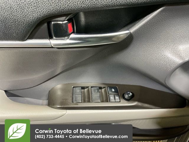 Used 2021 Toyota Camry LE image 21