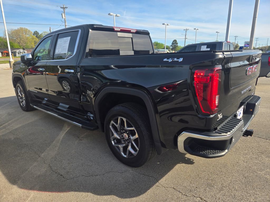 Used 2022 GMC Sierra 1500 SLT w/ SLT Premium Plus Package image 3