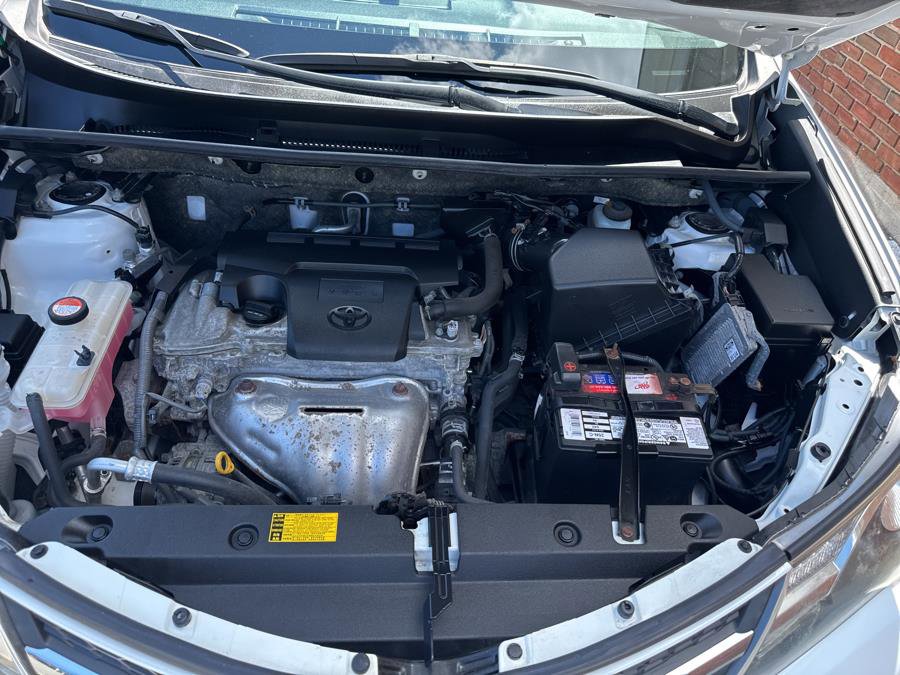Used 2015 Toyota RAV4 XLE image 35