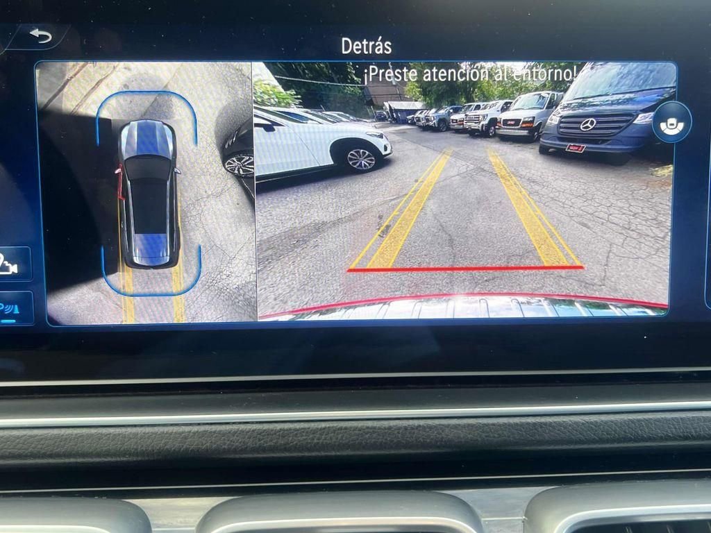 Used 2024 Mercedes-Benz GLS 580 4MATIC image 27