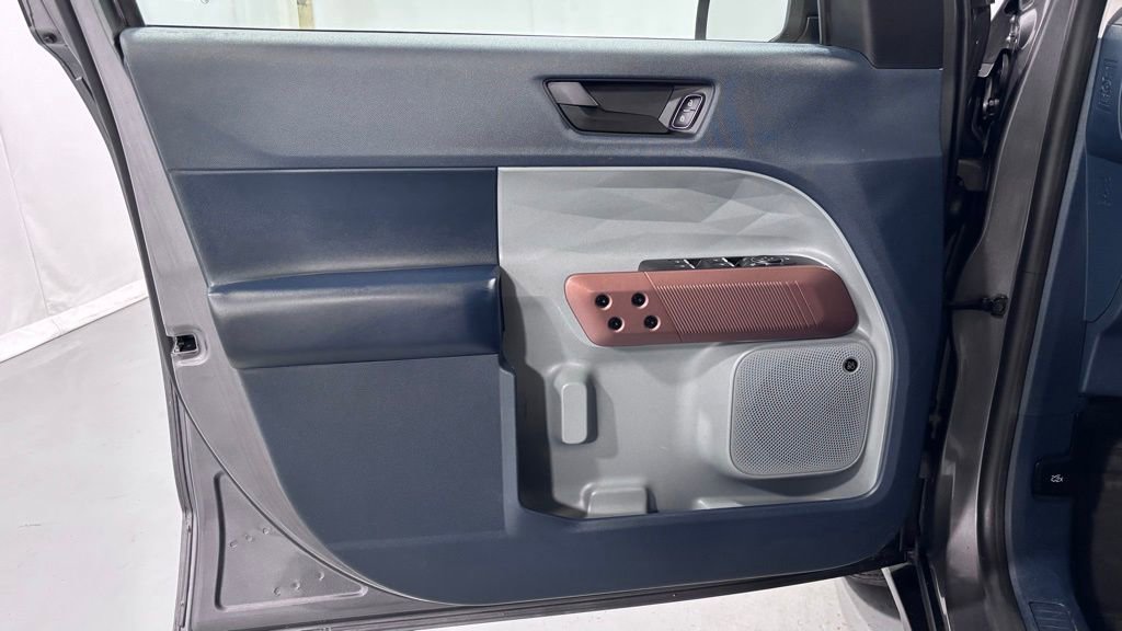 Used 2022 Ford Maverick Lariat w/ Lariat Luxury Package FWD image 15