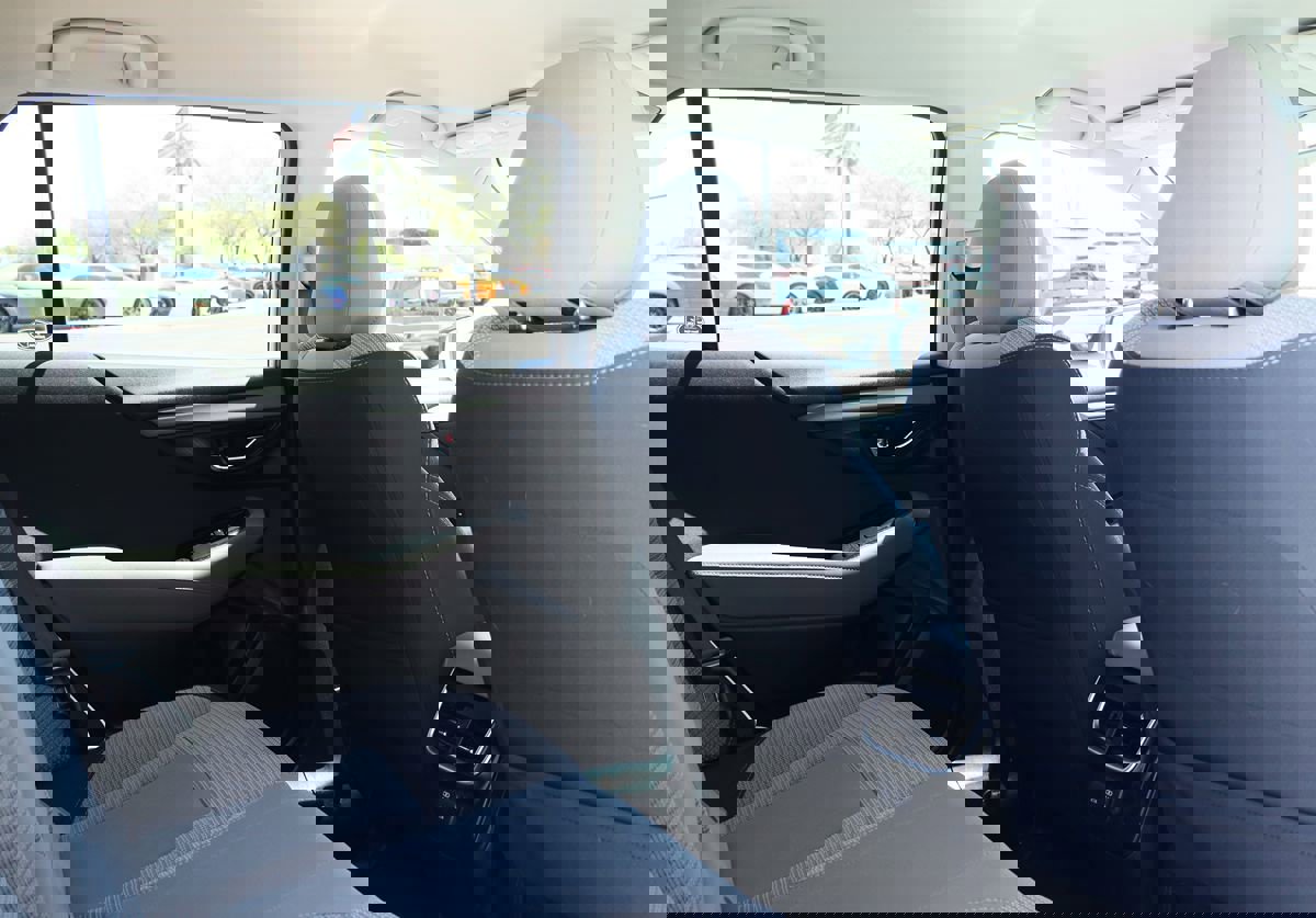 Used 2022 Subaru Outback Premium image 29