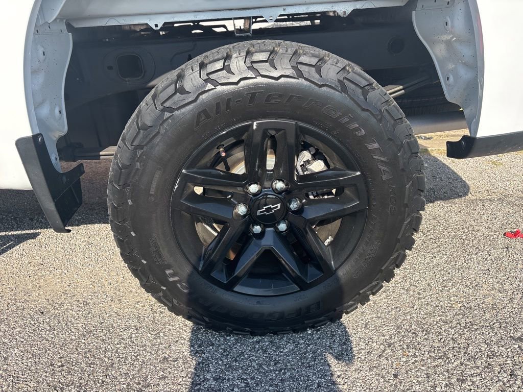 Used 2019 Chevrolet Silverado 1500 Custom Trail Boss w/ Custom Convenience Package AWD/4WD image 24