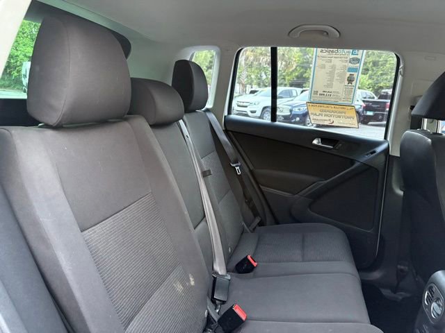 Used 2018 Volkswagen Tiguan Limited w/ Premium Package FWD image 28
