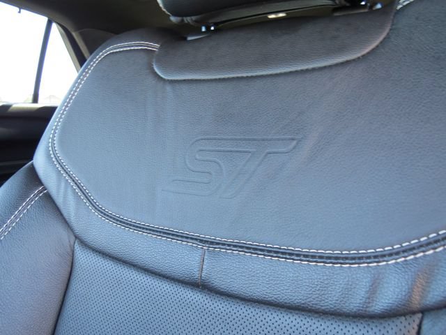 Used 2020 Ford Explorer ST w/ ST Street Pack AWD/4WD image 17