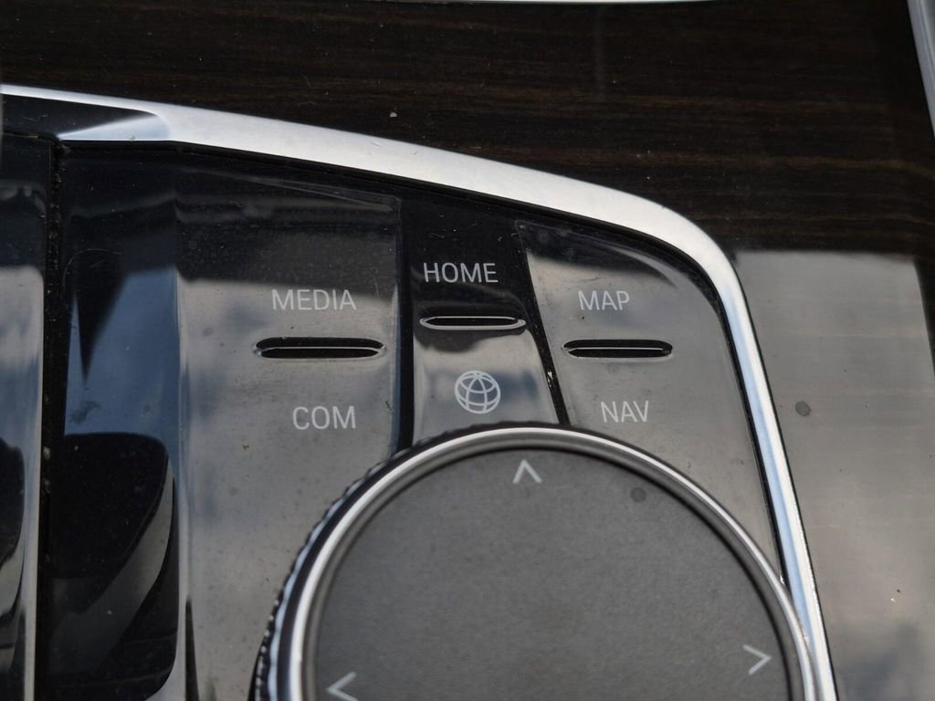 Used 2019 BMW X5 xDrive40i w/ Premium Package 2 image 27