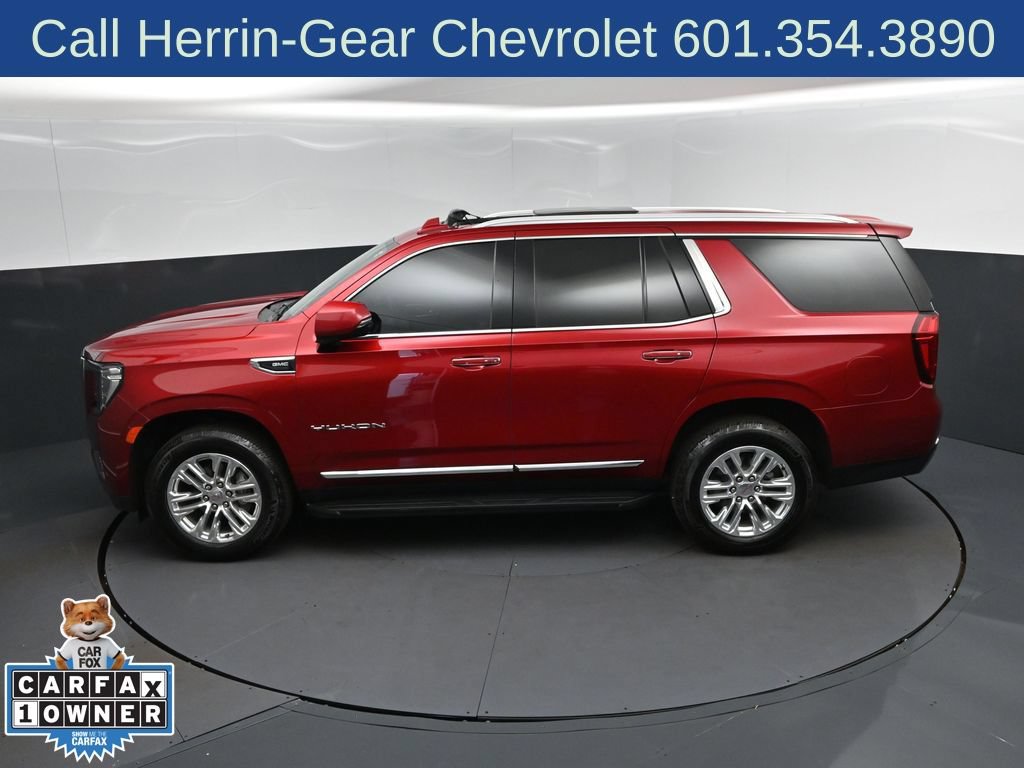 Used 2023 GMC Yukon SLT w/ SLT Premium Package RWD image 32