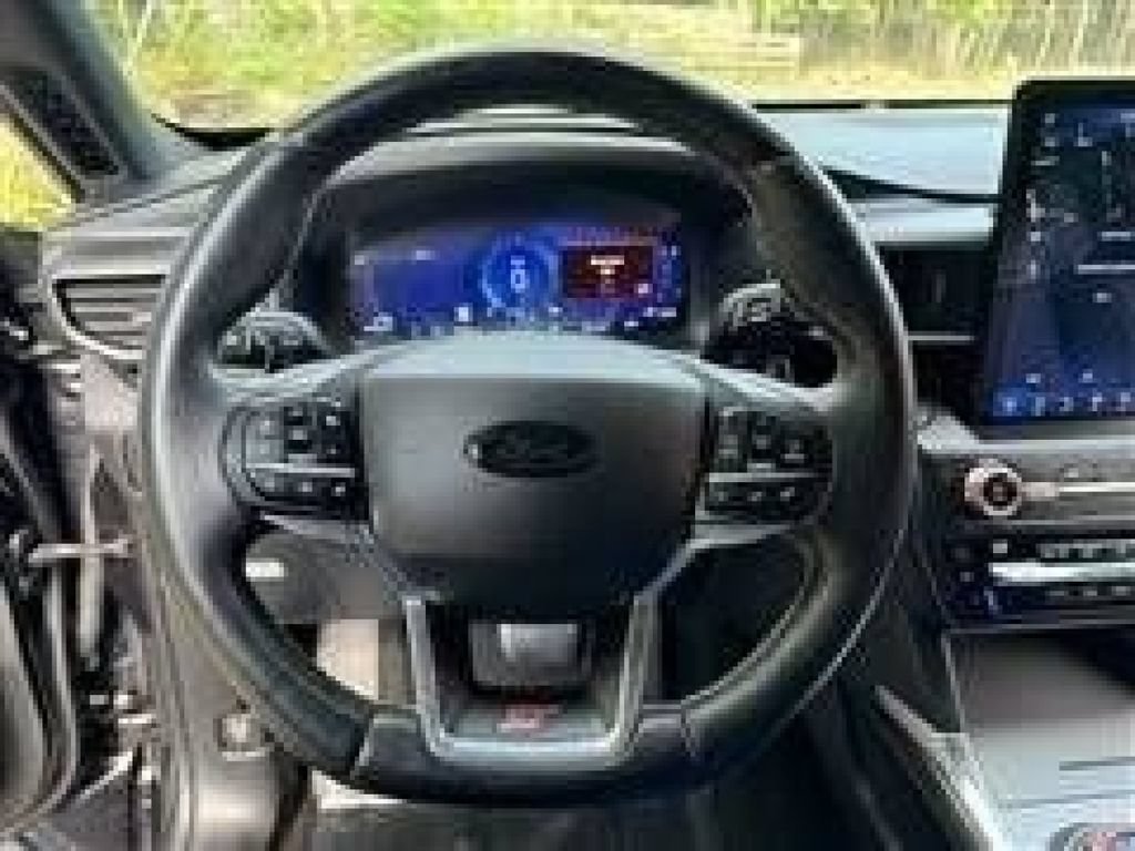 Used 2020 Ford Explorer ST w/ ST Street Pack AWD/4WD image 27