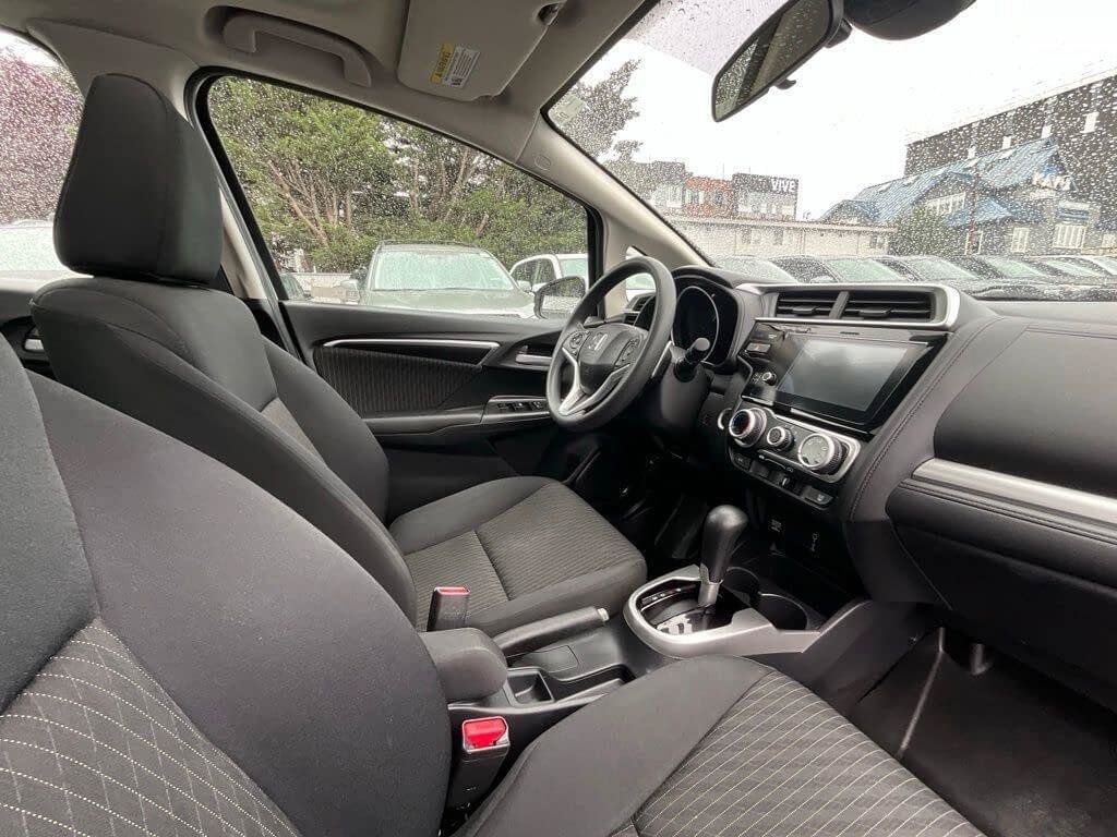 Used 2018 Honda Fit EX image 17