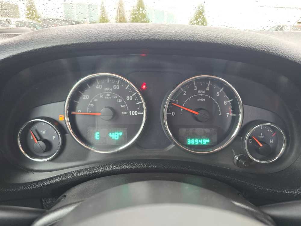 Used 2018 Jeep Wrangler Sport image 20