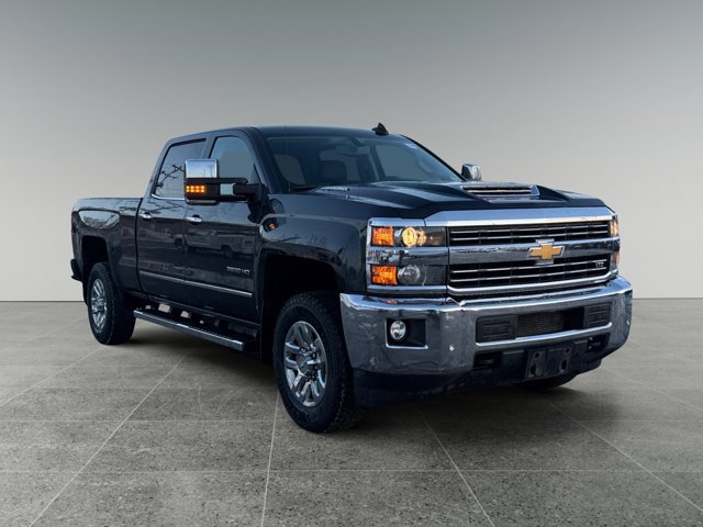 Used 2019 Chevrolet Silverado 3500 LTZ w/ Duramax Plus Package image 7