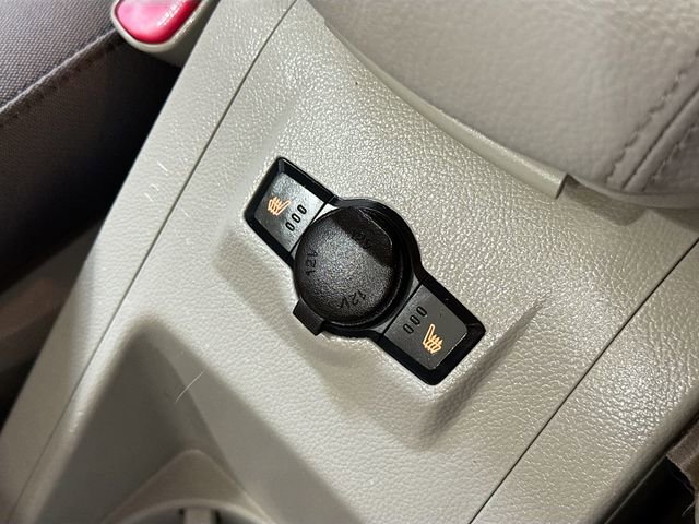 Used 2009 Saturn Vue XR w/ Convenience Package FWD image 31
