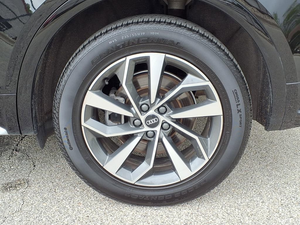 Used 2022 Audi Q5 2.0T Premium w/ Convenience Package AWD/4WD image 6