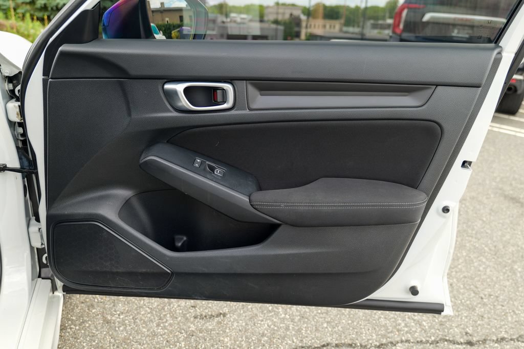 Used 2023 Honda Civic Sport image 32