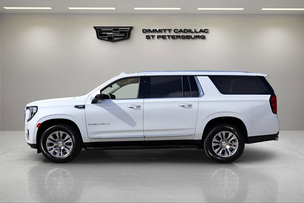 Used 2024 GMC Yukon XL Denali image 2