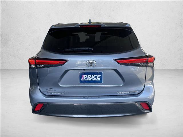 Used 2020 Toyota Highlander Limited image 6