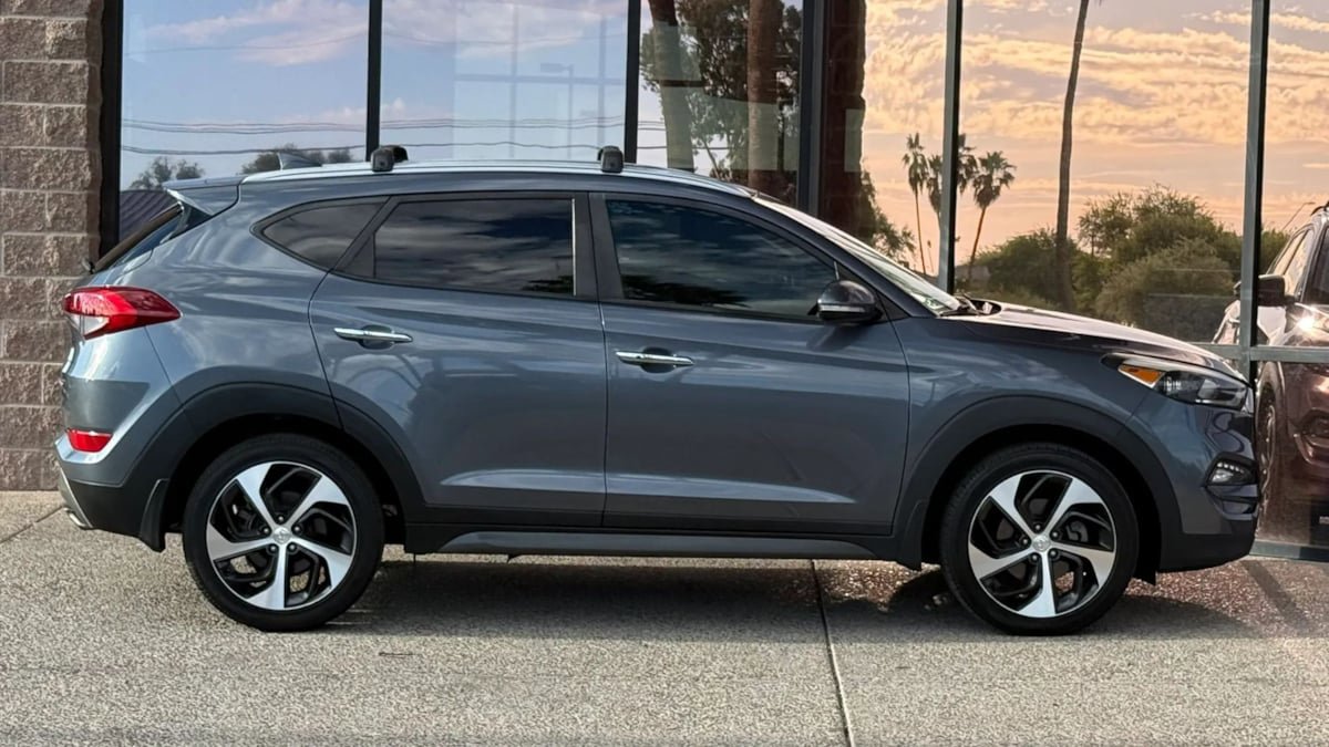 Used 2016 Hyundai Tucson Limited FWD image 14