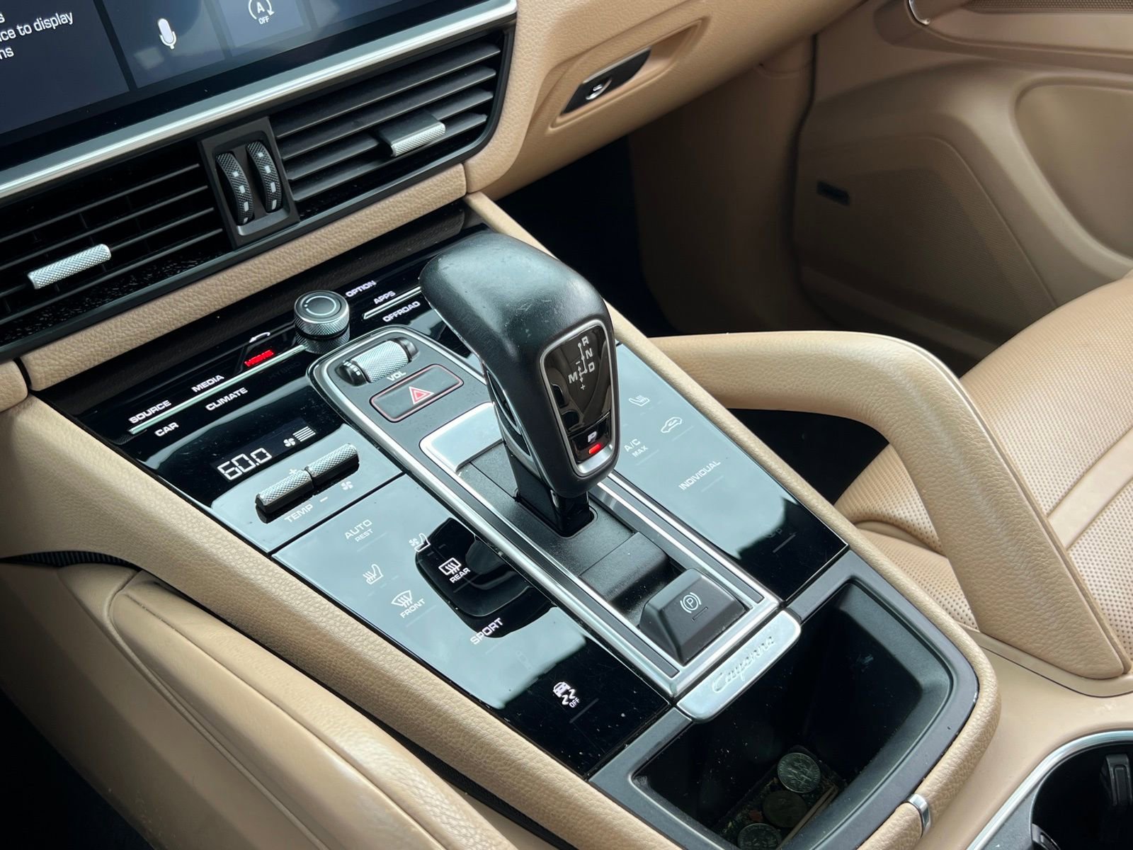 Certified 2020 Porsche Cayenne AWD/4WD image 29