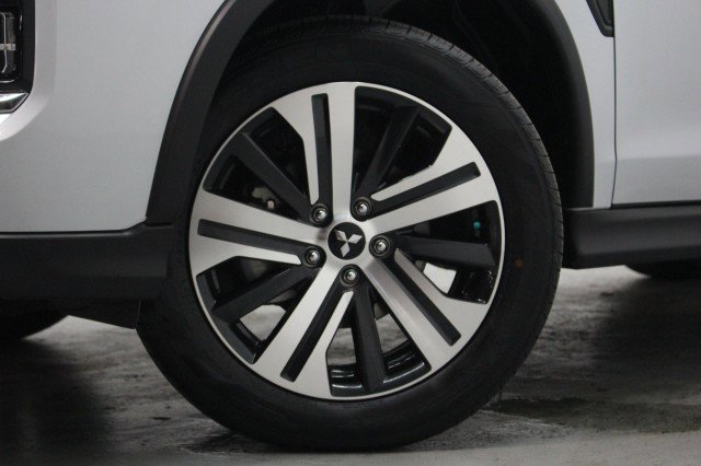 New 2026 Mitsubishi Outlander Sport ES AWD/4WD image 3