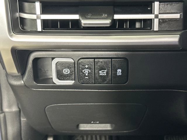 Used 2025 Hyundai Santa Fe SEL image 19