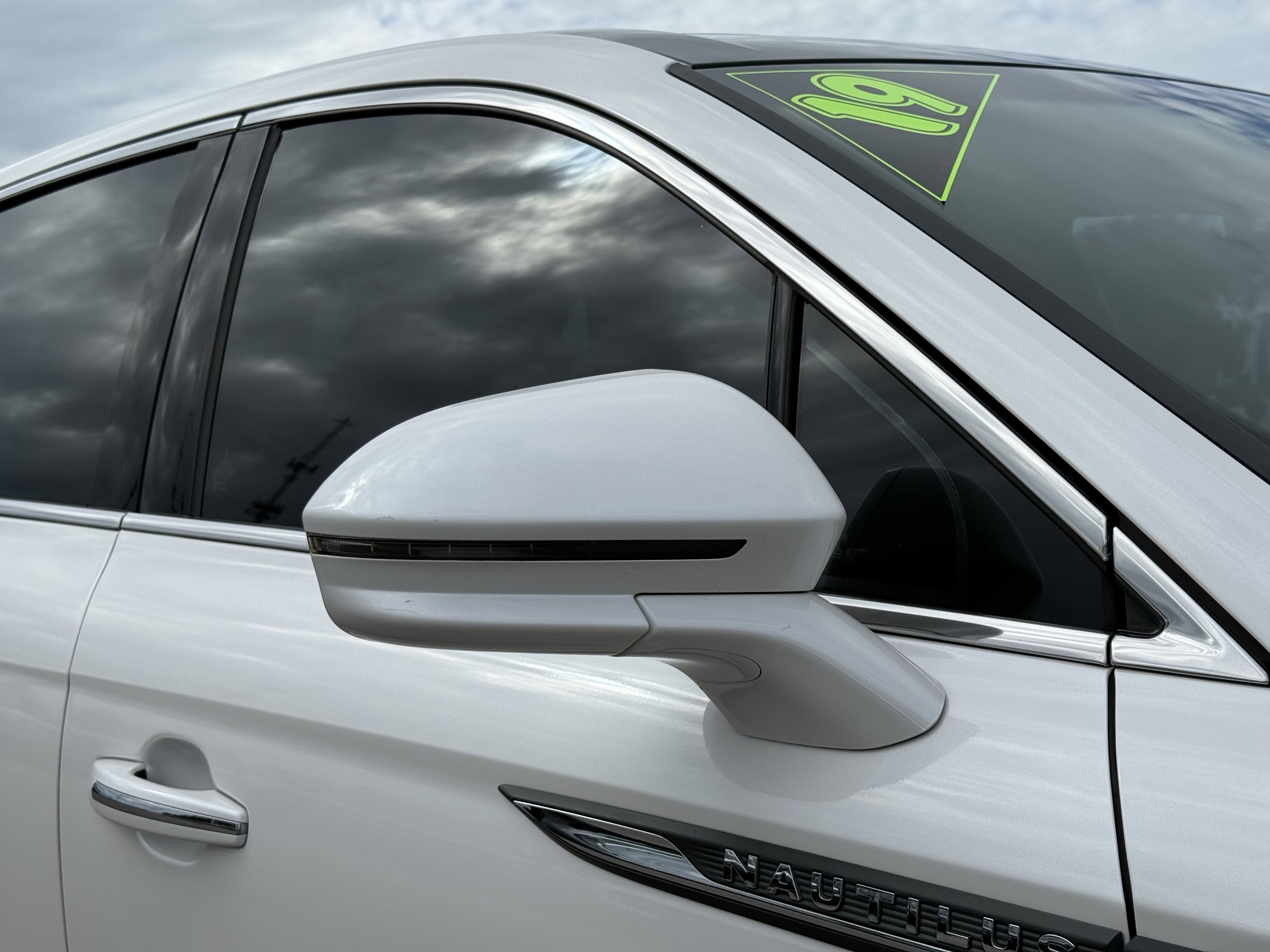 Used 2019 Lincoln Nautilus Reserve w/ Cargo Utility Package image 10