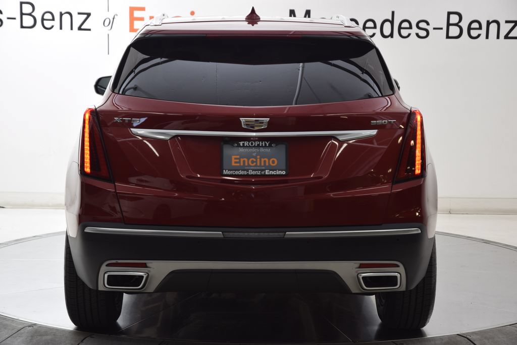 Used 2023 Cadillac XT5 Premium Luxury w/ LPO, Floor Liner Package FWD image 5