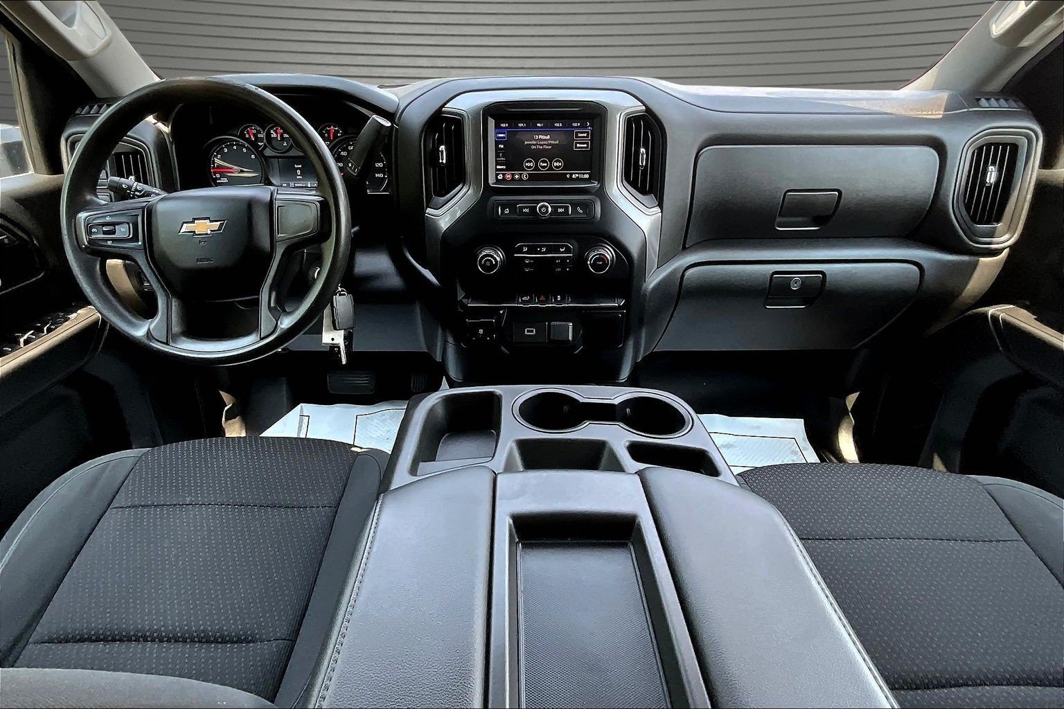 Used 2020 Chevrolet Silverado 2500 Custom w/ Custom Value Package AWD/4WD image 8