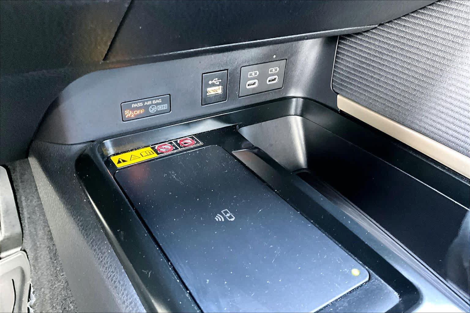 Certified 2025 Toyota Camry SE w/ Convenience Package FWD image 33
