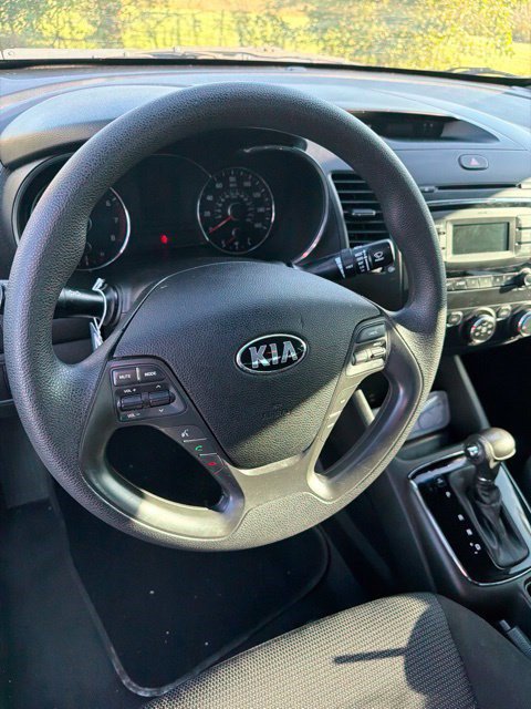 Used 2018 Kia Forte LX FWD image 13