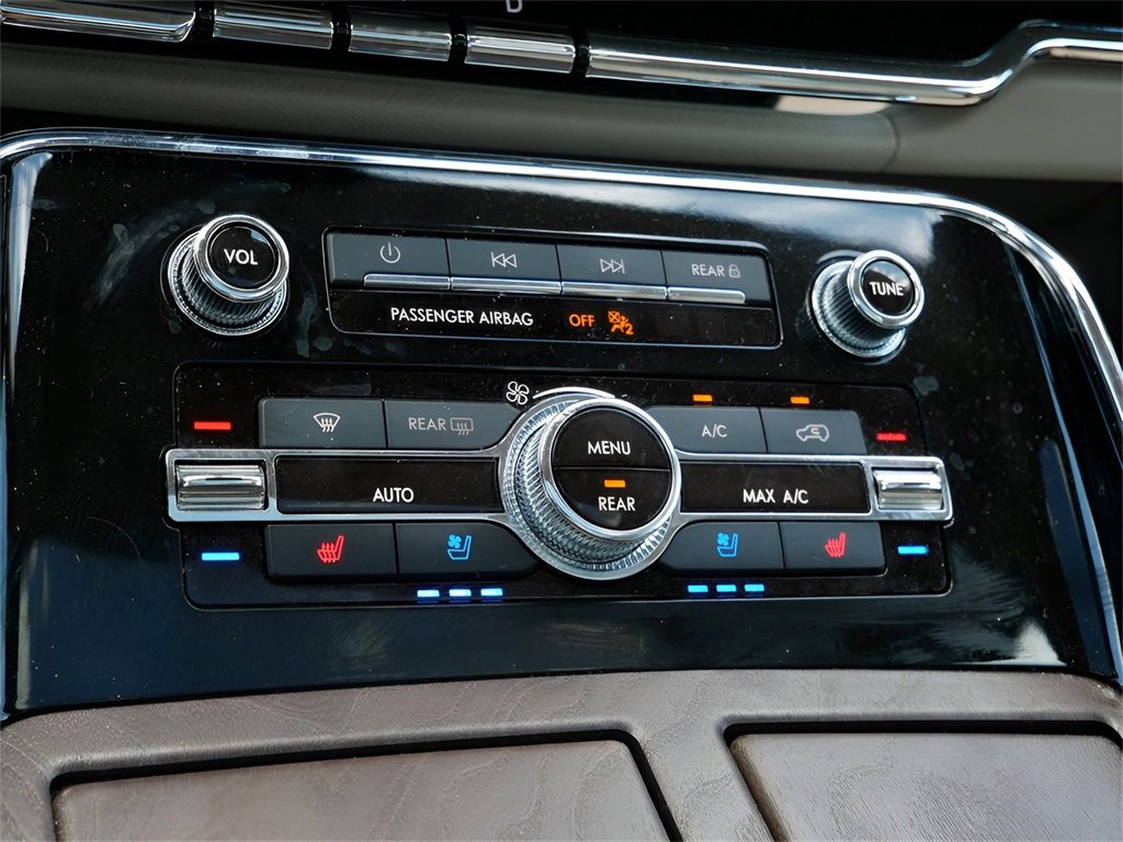 Used 2023 Lincoln Navigator Reserve image 23