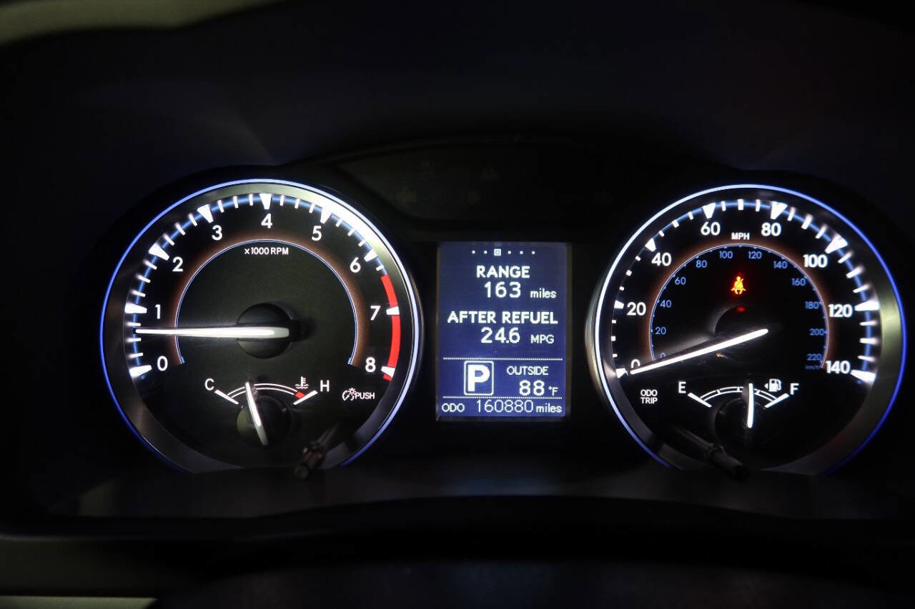 Used 2014 Toyota Highlander Plus AWD/4WD image 24
