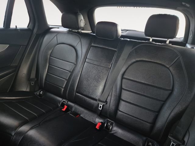 Used 2019 Mercedes-Benz GLC 350e 4MATIC image 13