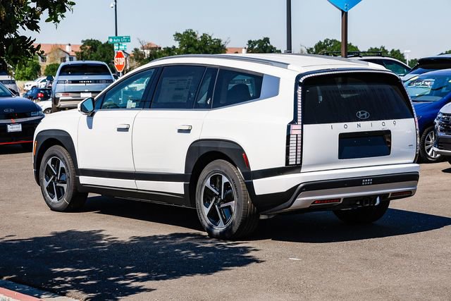 New 2026 Hyundai Ioniq 9 SE w/ Tow & Go Package image 2