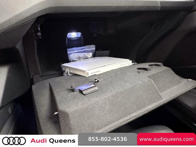 Certified 2023 Audi e-tron S Premium Plus w/ Black Optic Package image 30