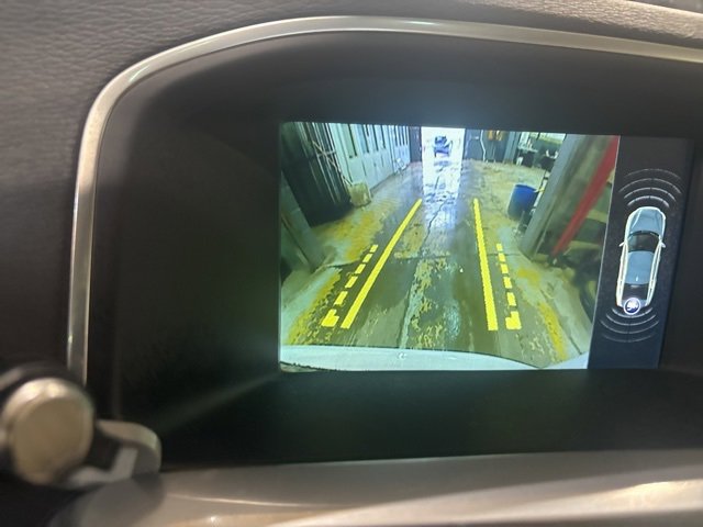 Used 2016 Volvo S60 T5 Inscription Platinum w/ Climate Package image 28