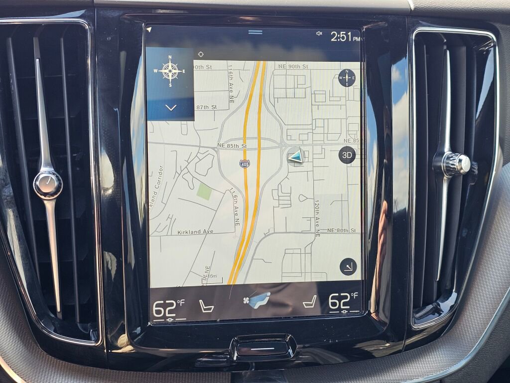 Used 2018 Volvo XC60 T8 R-Design w/ Convenience Package image 15