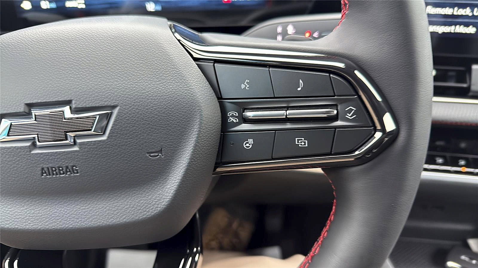 New 2026 Chevrolet Equinox RS w/ Safety and Technology Package AWD/4WD image 14