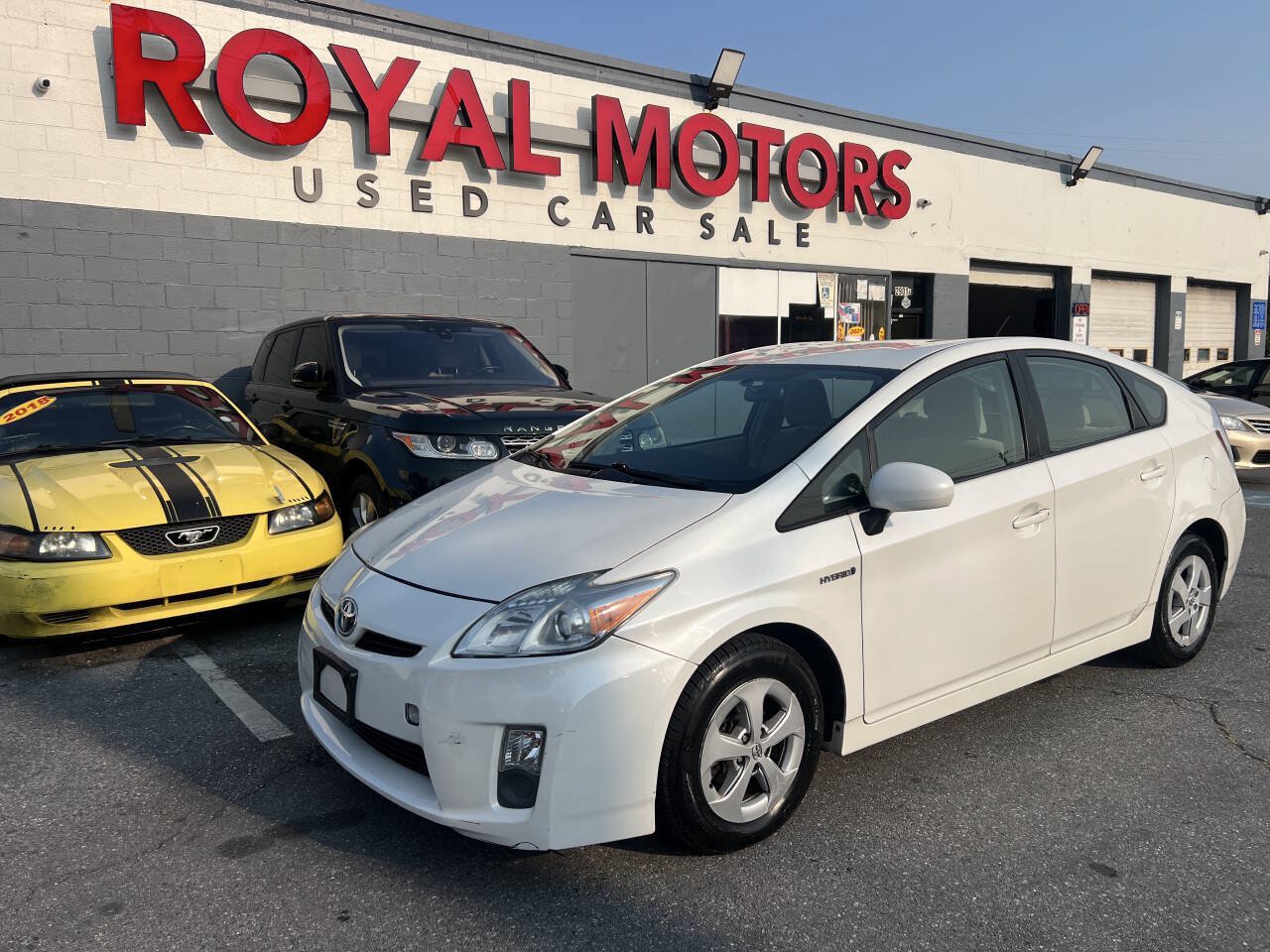 Used 2010 Toyota Prius Two FWD image 1