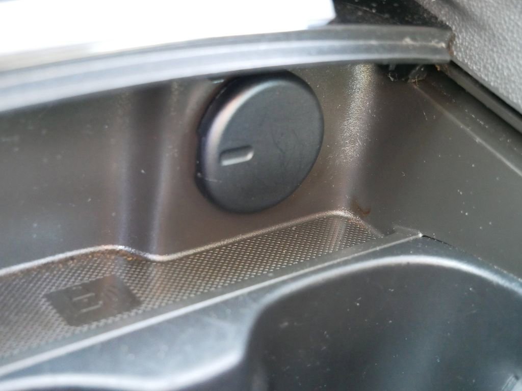 Used 2018 Buick Regal Preferred image 19