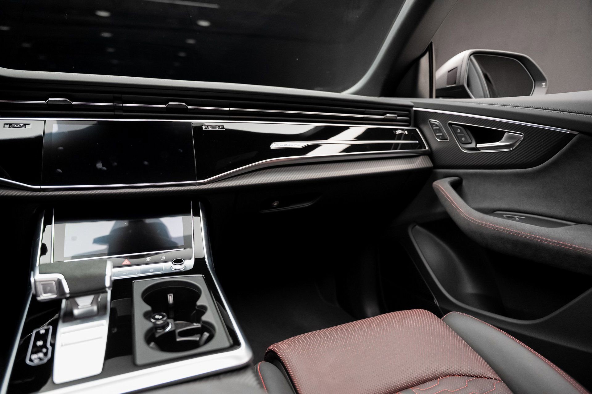 Used 2026 Audi RS Q8 performance image 42