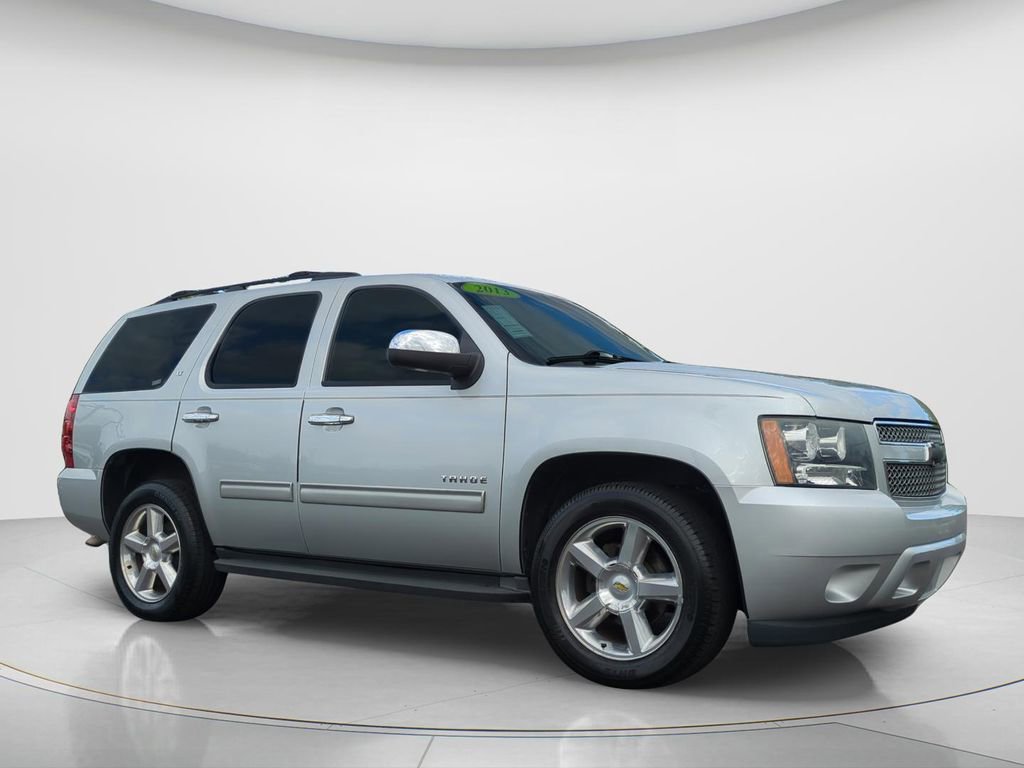 Used 2013 Chevrolet Tahoe LT w/ All-Star Edition RWD image 4