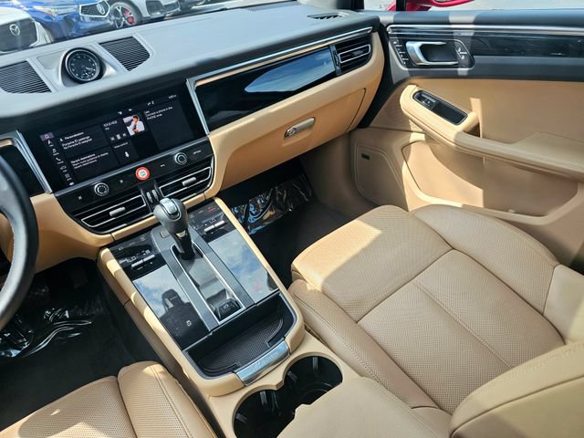 Used 2022 Porsche Macan AWD/4WD image 34