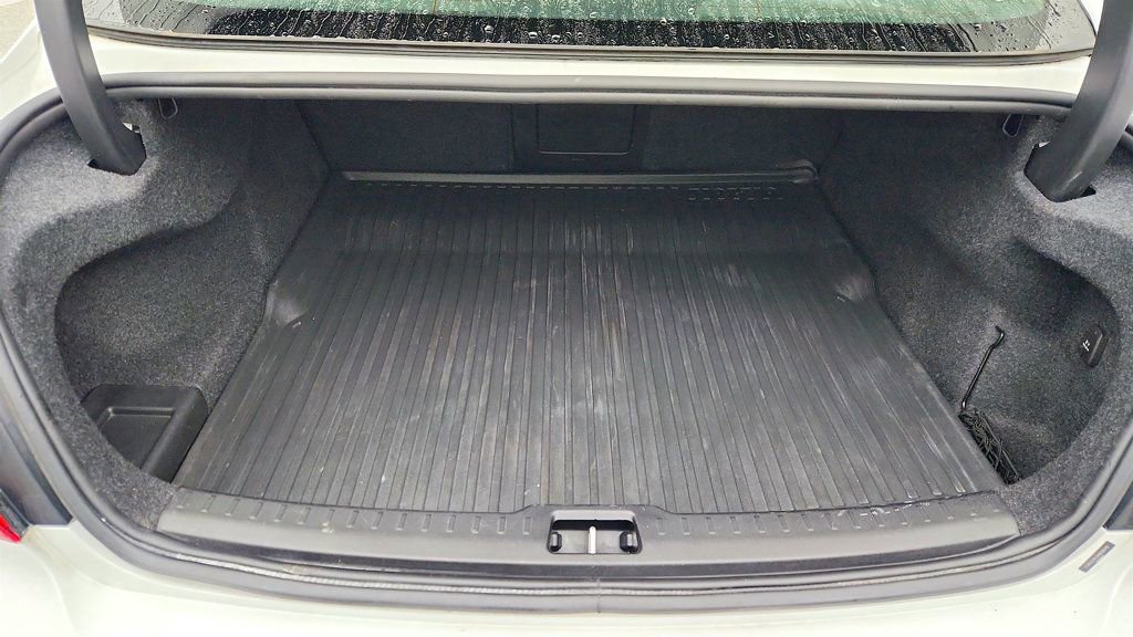 Used 2021 Volvo S60 T6 Momentum w/ Advanced Package image 22