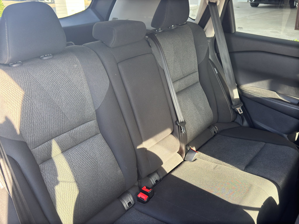 Used 2024 Nissan Rogue SV AWD/4WD image 30