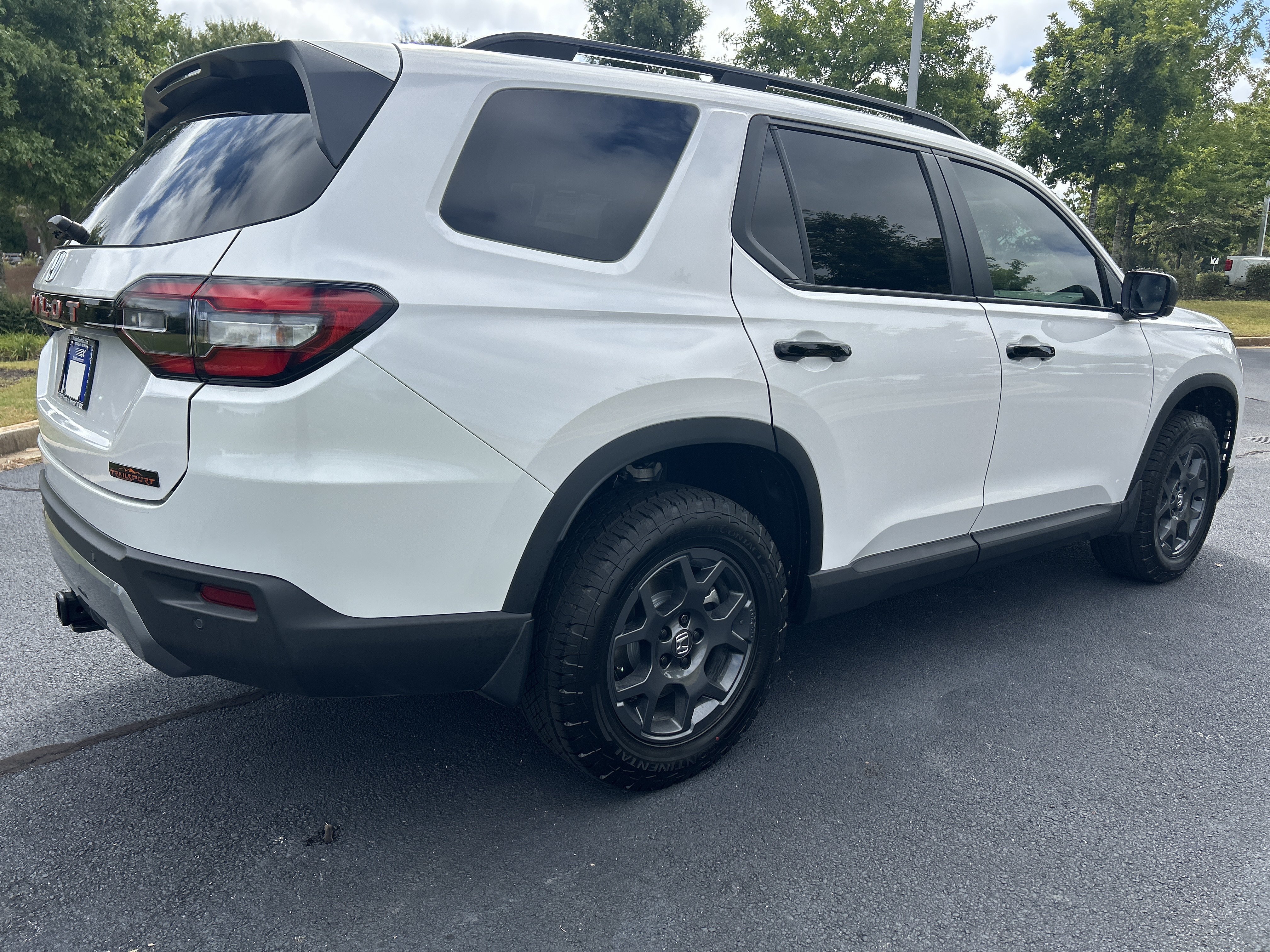 New 2026 Honda Pilot TrailSport image 9