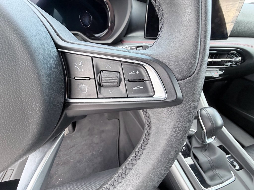 Used 2023 Dodge Hornet GT image 15