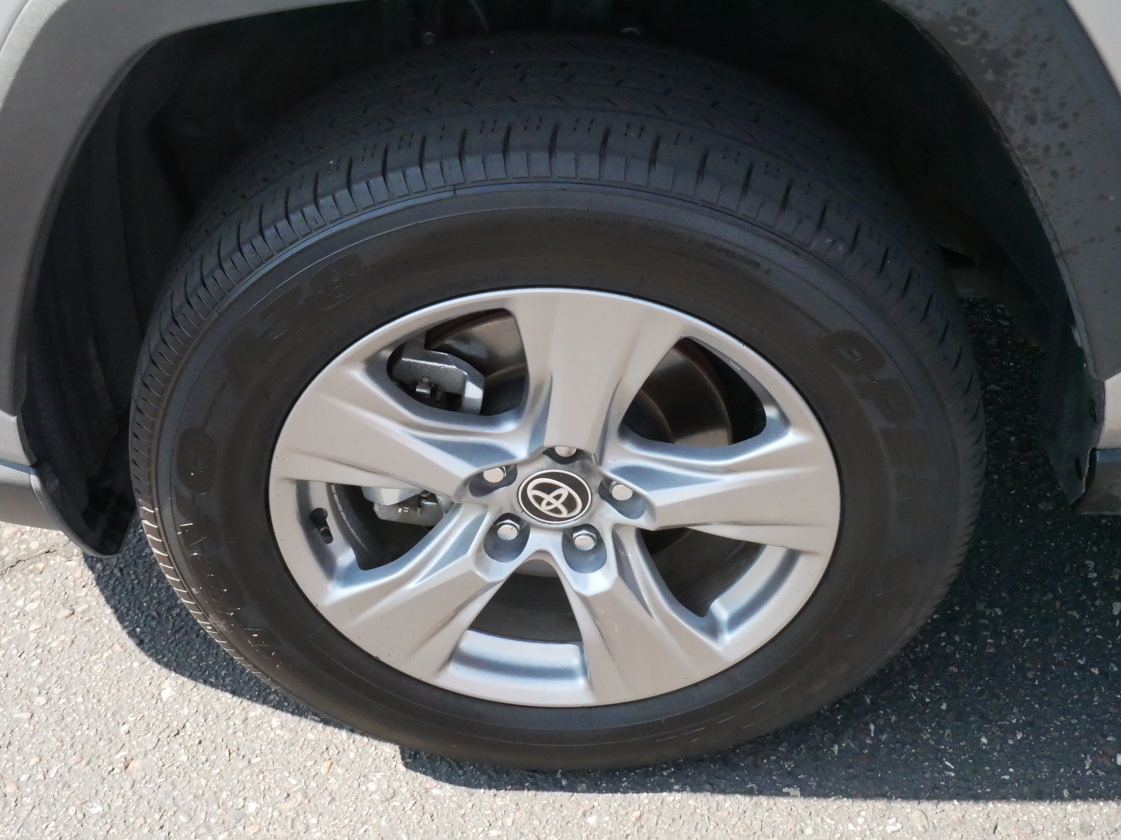 Certified 2025 Toyota RAV4 XLE AWD/4WD image 15