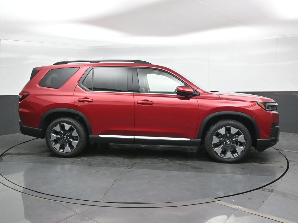 New 2026 Honda Pilot Touring image 3