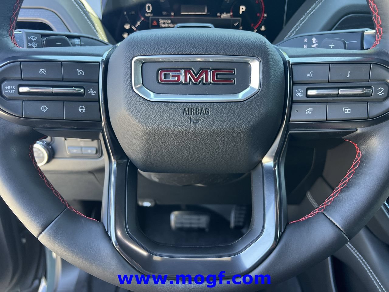 Used 2026 GMC Yukon XL AT4 Ultimate AWD/4WD image 11